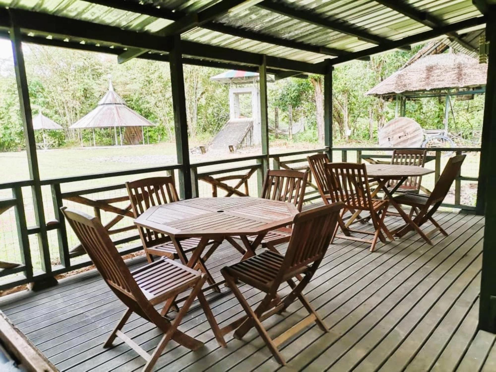 Oyo Home 90491 Flinstone Lodge 코타키나발루 외부 사진